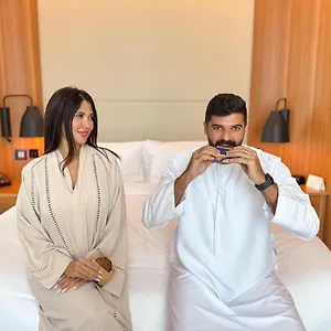 **** Hotel Doubletree By Hilton - Business Bay Zjednoczone Emiraty Arabskie